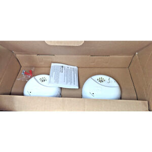 NEW First Alert combo SMI100 UN2911 Battery-Operated Smoke Alarm White Open Box